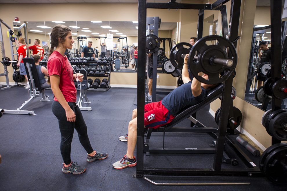 Students working out in the fitness center.