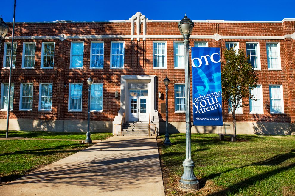 Lincoln Hall on a fall day.
