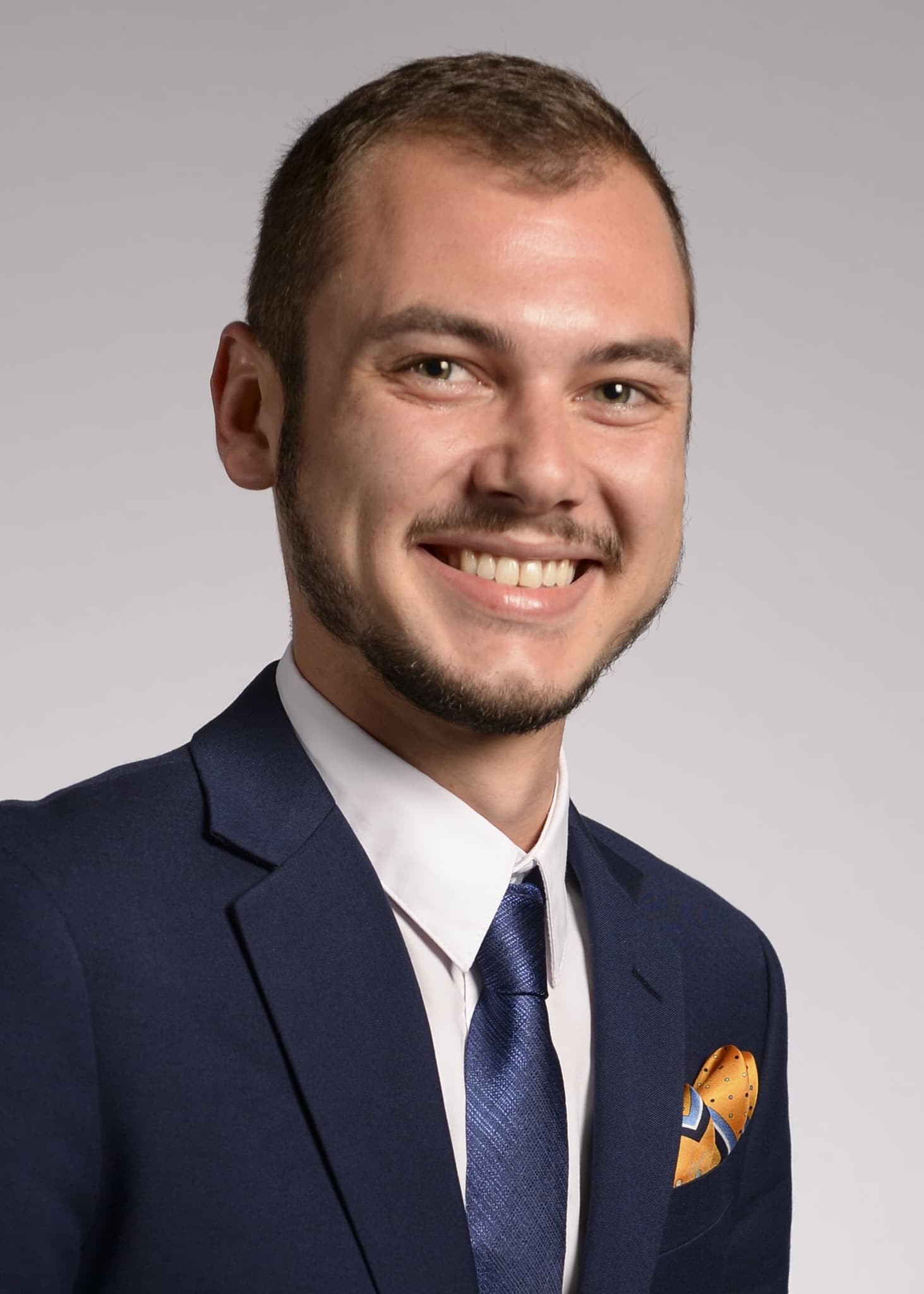 Evan Dir Headshot